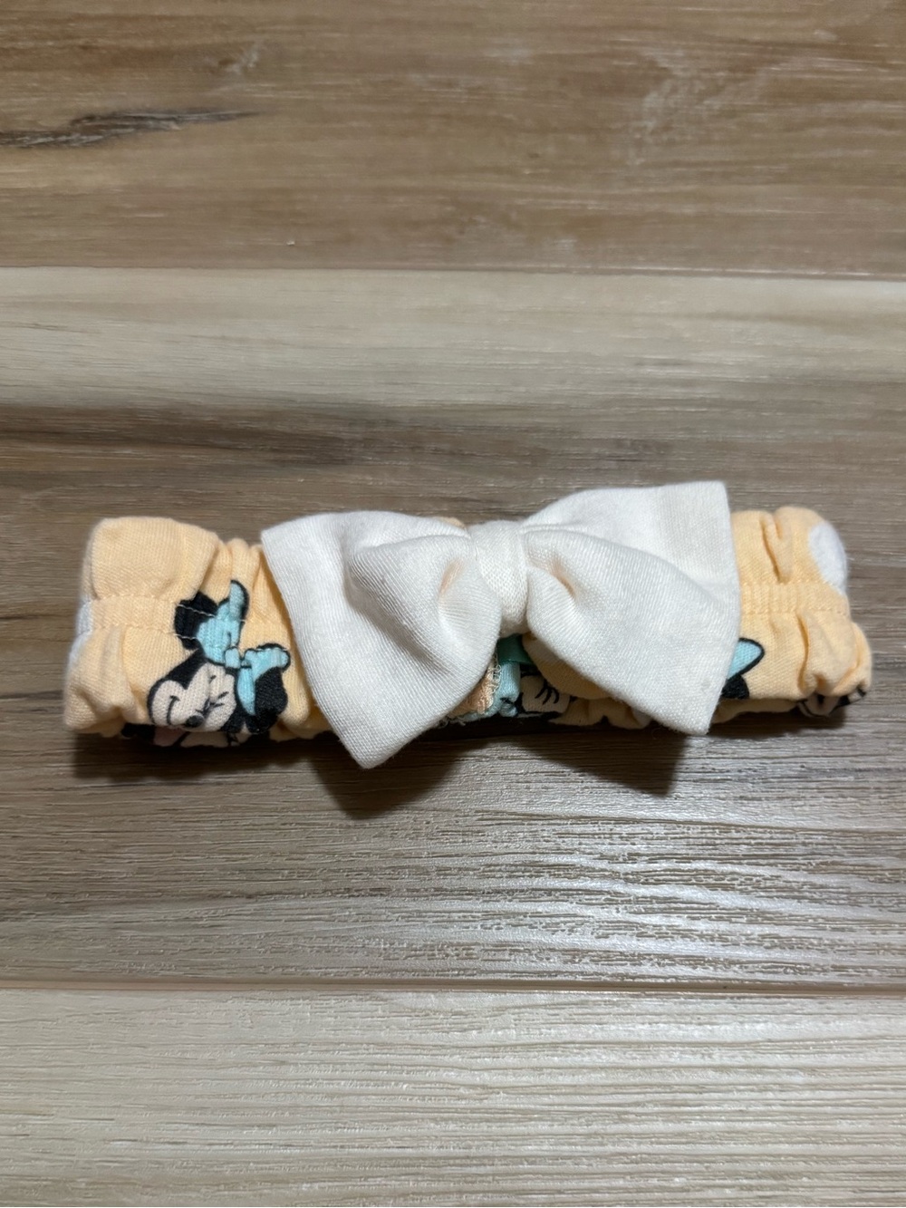 Minnie Mouse infant headband